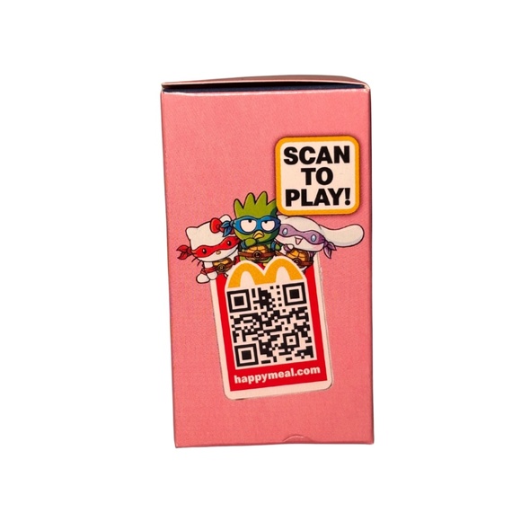 McDonald's Hello Kitty x Raphael Toy - Picture 3 of 8